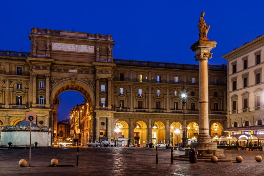 Roberto'S Apartment. Firenze Piazza Santa Croce. מראה חיצוני תמונה